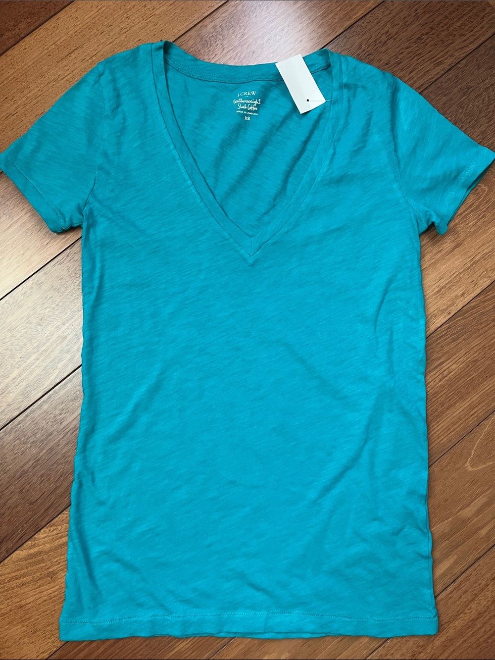 NWT J. Crew Featherweight Slub V Neck Tee